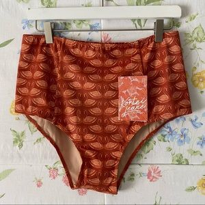 NWT Kortni Jeane Swans Cut High Swim Bottoms